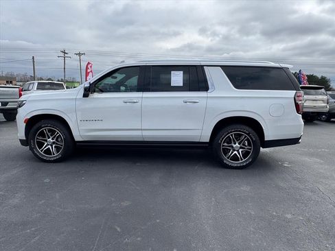 Used 2021 Chevrolet Suburban Premier w/ Premium Package image 6