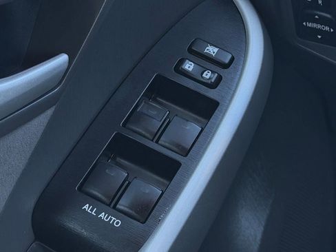 Used 2010 Toyota Prius Five image 16