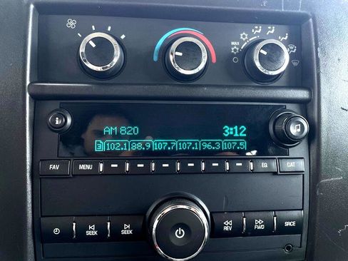 Used 2020 Chevrolet Express 3500 w/ Driver Convenience Package image 19