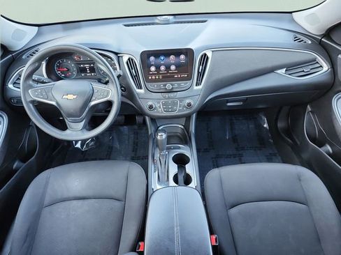 Used 2020 Chevrolet Malibu LT image 33