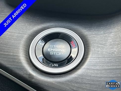Used 2025 Jeep Grand Cherokee Limited w/ Luxury Tech Group II AWD/4WD image 36