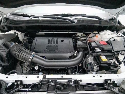 Used 2025 Chevrolet Blazer LT image 10