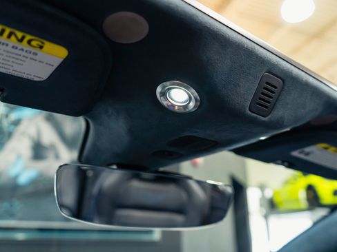 Used 2021 Aston Martin DBS Superleggera Volante image 34