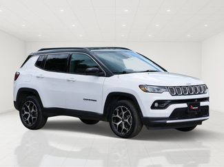 Used 2025 Jeep Compass Limited AWD/4WD video 1