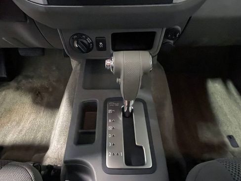 Used 2017 Nissan Frontier SV image 28