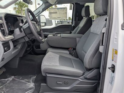 New 2025 Ford F350 XLT