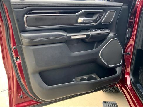 Used 2019 RAM 1500 Laramie AWD/4WD image 22