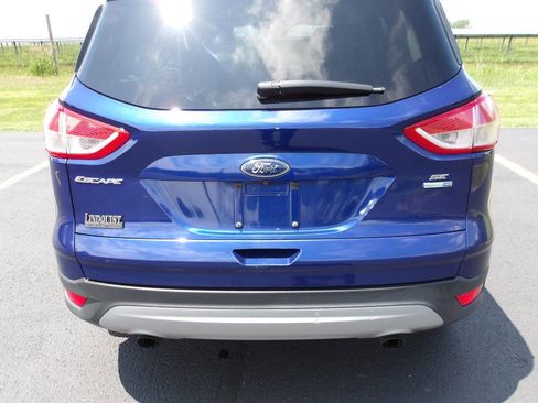 Used 2016 Ford Escape SE AWD/4WD image 36