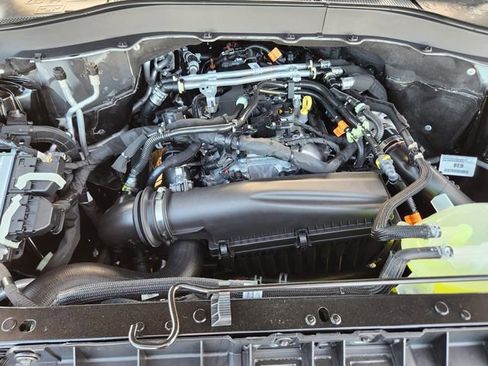 New 2026 Ford Explorer Tremor w/ Tremor Convenience Package image 32