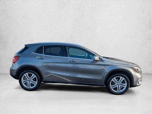 Used 2019 Mercedes-Benz GLA 250 4MATIC image 4