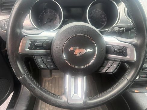 Used 2020 Ford Mustang GT w/ Black Accent Package RWD image 14