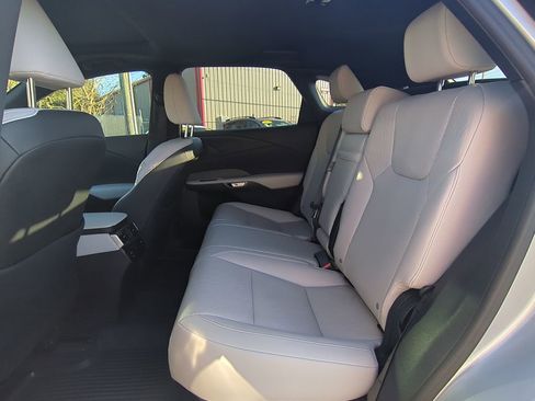 Used 2024 Lexus RX 350 Premium Plus image 22