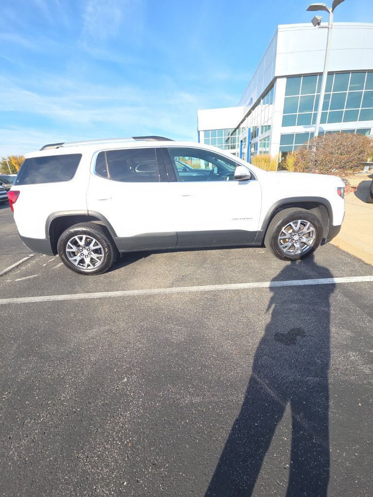 Used 2020 GMC Acadia SLT FWD image 4