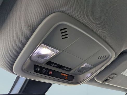 Used 2018 Chevrolet Malibu LS image 21