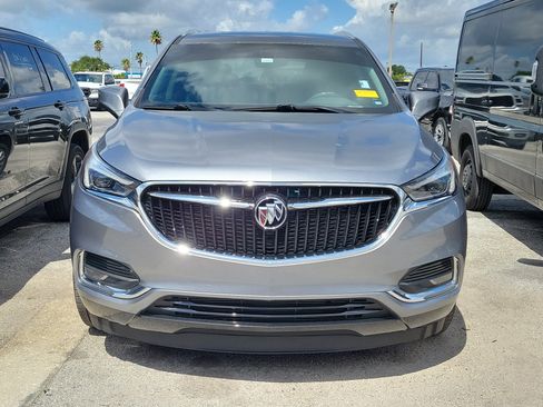 Used 2021 Buick Enclave Essence w/ Sound and Sites Package FWD image 2