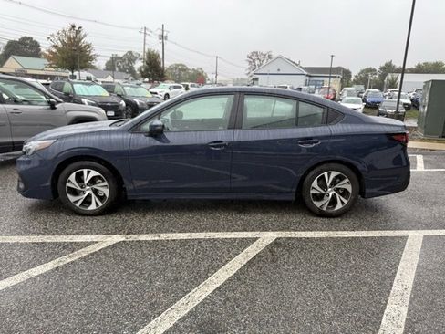 Used 2025 Subaru Legacy Premium image 2