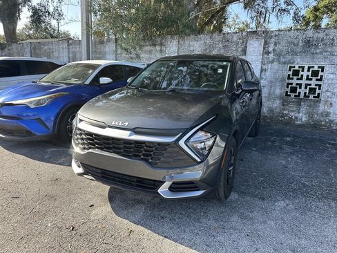 Used 2023 Kia Sportage LX AWD/4WD image 8
