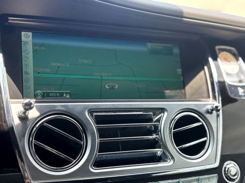 Used 2016 Rolls-Royce Wraith image 29