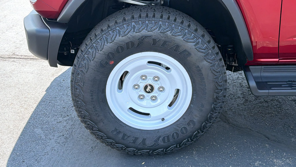 New 2026 Ford Bronco Heritage Edition AWD/4WD image 9