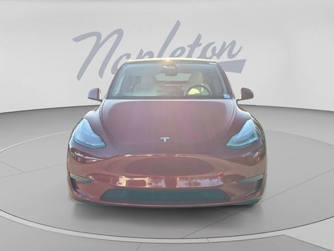 Used 2023 Tesla Model Y Long Range AWD/4WD image 2