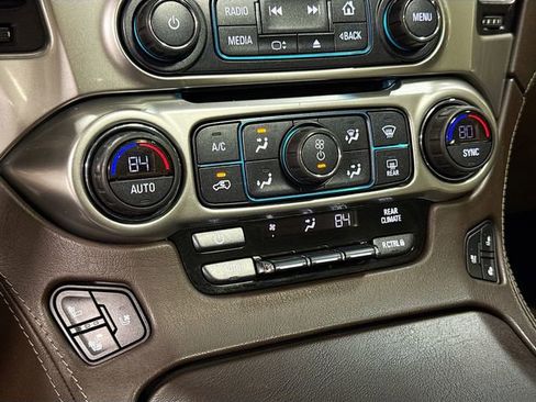 Used 2020 Chevrolet Tahoe Premier image 18