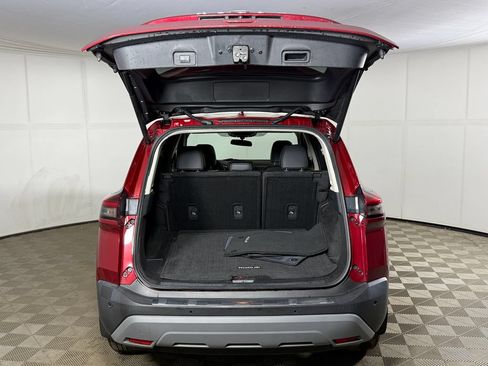 Used 2023 Nissan Rogue SV w/ SV Premium B Package AWD/4WD image 16