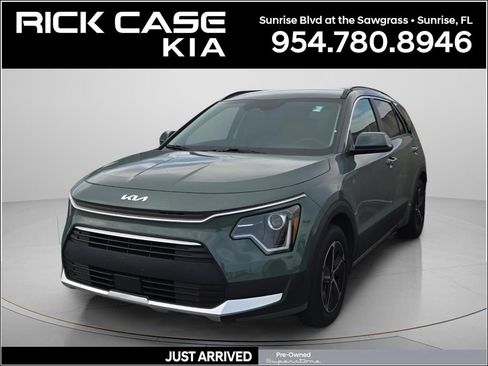 Used 2023 Kia Niro EX FWD image 1
