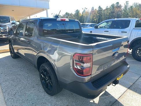 New 2025 Ford Maverick XLT w/ Black Appearance Package image 7