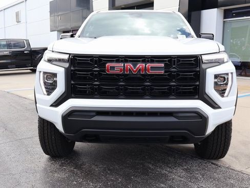New 2026 GMC Canyon Elevation image 2