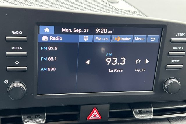 New 2026 Hyundai Elantra SEL Sport FWD image 16
