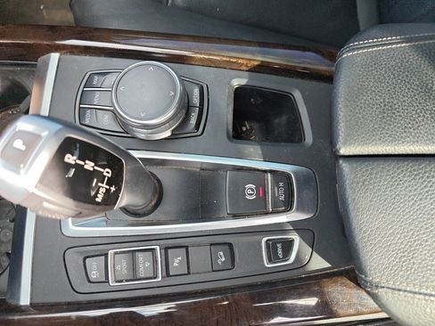 Used 2017 BMW X5 xDrive40e AWD/4WD image 10