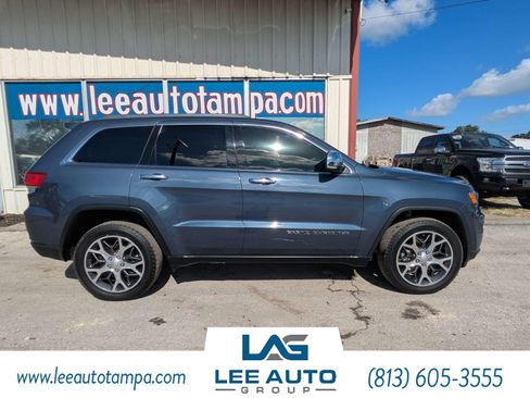 Used 2021 Jeep Grand Cherokee Limited w/ Luxury Group II AWD/4WD image 2