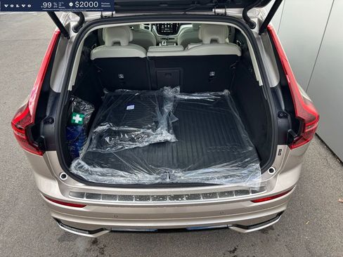 New 2026 Volvo XC60 B5 Ultra w/ Protection Package Premier image 17