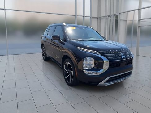 Used 2022 Mitsubishi Outlander SEL AWD/4WD image 2