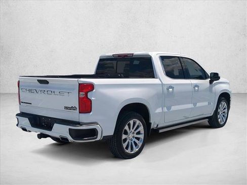 Used 2020 Chevrolet Silverado 1500 High Country w/ Technology Package RWD image 5
