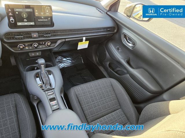Certified 2027 Honda HR-V LX image 18