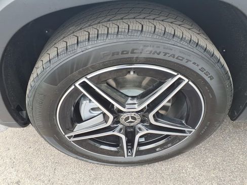 New 2026 Mercedes-Benz GLB 250 4MATIC image 10