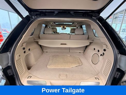 Used 2018 Jeep Grand Cherokee Overland image 11