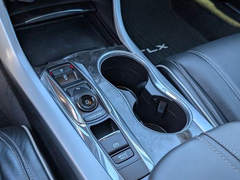 Used 2018 Acura TLX V6 w/ Technology Package image 16