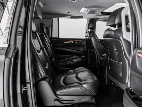 Used 2015 Cadillac Escalade ESV Premium AWD/4WD image 32