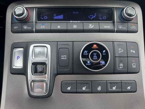 Used 2022 Hyundai Palisade Limited image 13