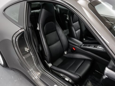 Used 2019 Porsche 911 Carrera 4S AWD/4WD image 25