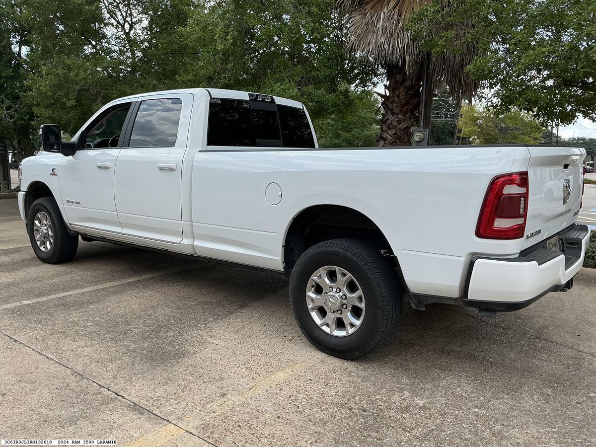 Used 2024 RAM 3500 Laramie AWD/4WD image 5
