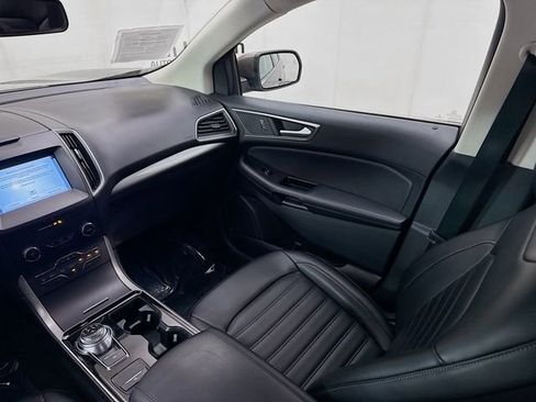 Certified 2019 Ford Edge SEL w/ Equipment Group 201A FWD image 23