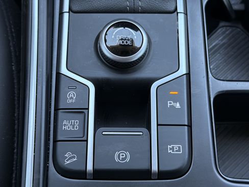 Used 2025 Kia Sorento EX w/ Panoramic Sunroof Package FWD image 10