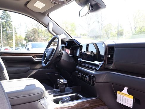 New 2026 Chevrolet Silverado 1500 LT Trail Boss w/ Convenience Package II AWD/4WD image 40