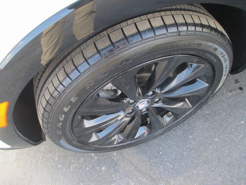 Certified 2024 Buick Envista Sport Touring w/ Convenience I Package image 12