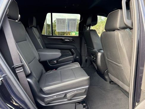 Used 2025 Chevrolet Tahoe Premier image 13