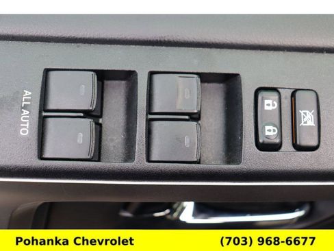 Used 2018 Toyota 4Runner SR5 Premium image 23