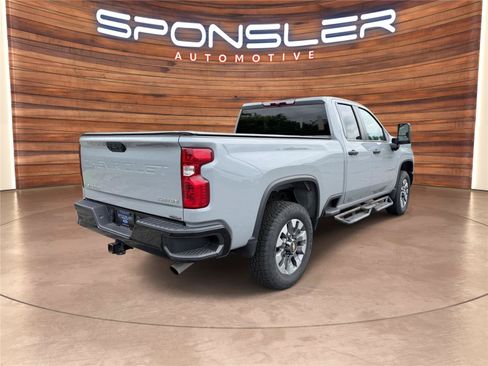 Used 2024 Chevrolet Silverado 2500 Custom w/ Custom Convenience Package AWD/4WD image 7